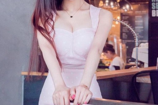 谢娜成都演唱会想看人数超35万艺人跨界为何引争议